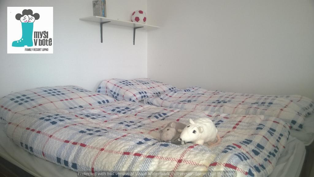 Apartamento Mysi V Bote Lipno Lipno nad Vltavou Habitación foto